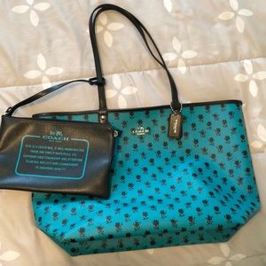 Coach Tote Bag with Zippered Bag